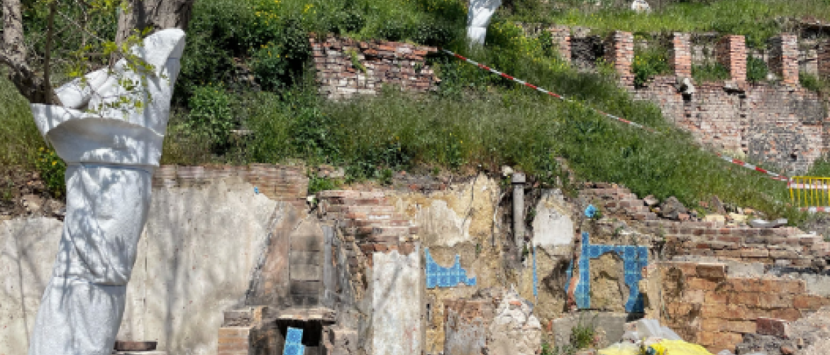 Odhalování ruin v památkové zóně Buďánka